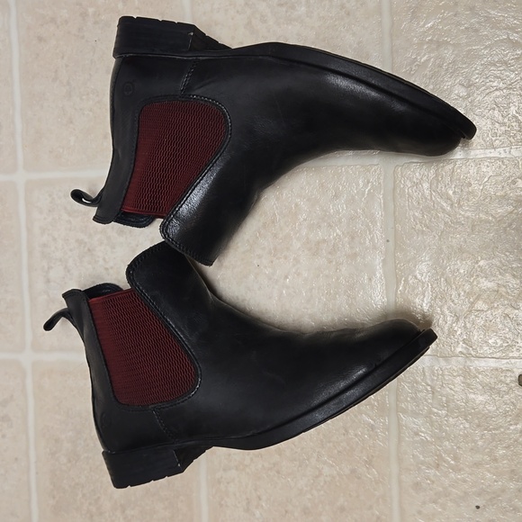Born Leather Black Booties Size 8.5 - Picture 9 of 16
